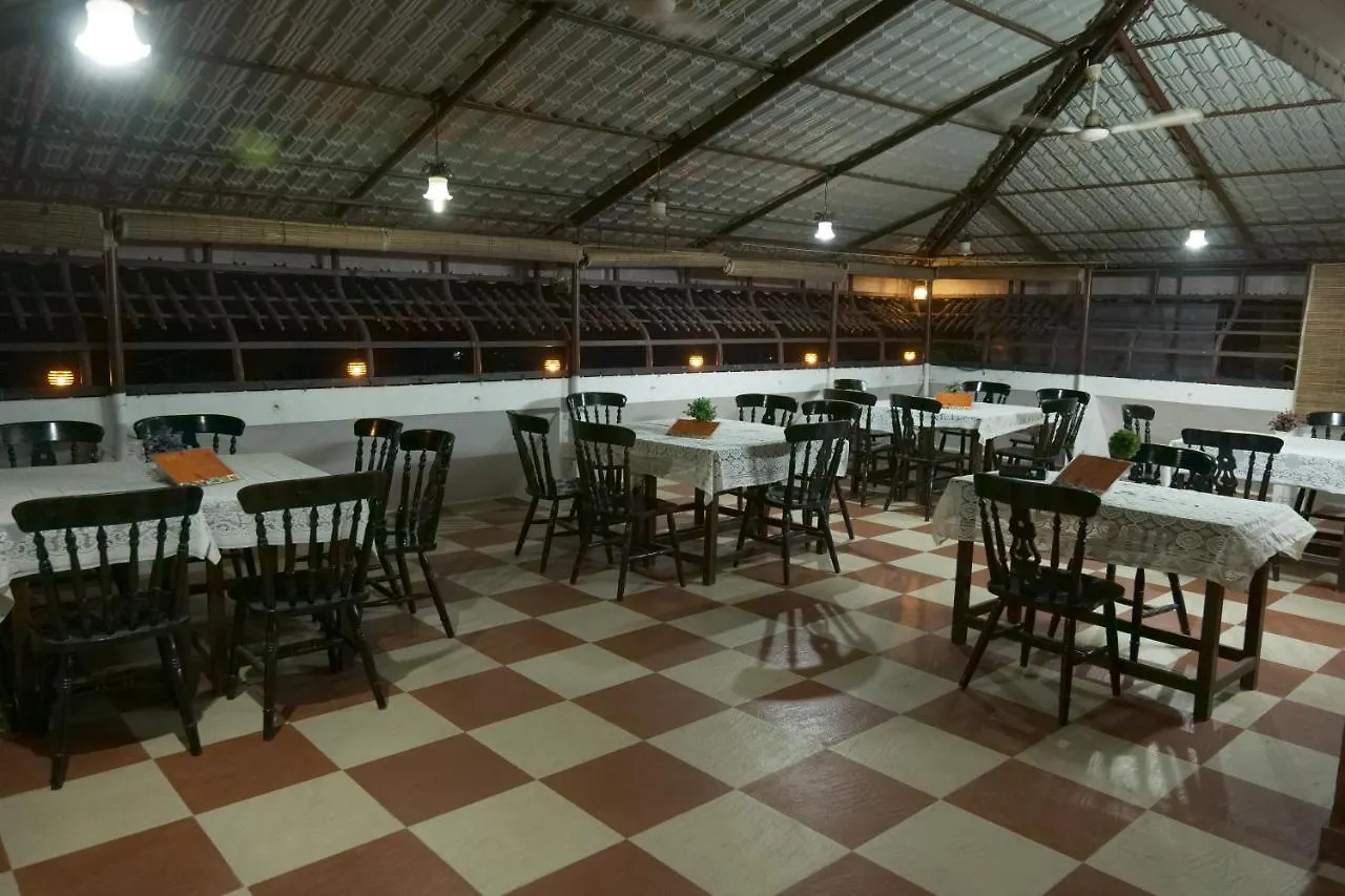 Hotel White Rose Kochi Bed & Breakfast